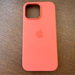 Apple iPhone 16 Pro Max Silicone Case with MagSafe Tangerine